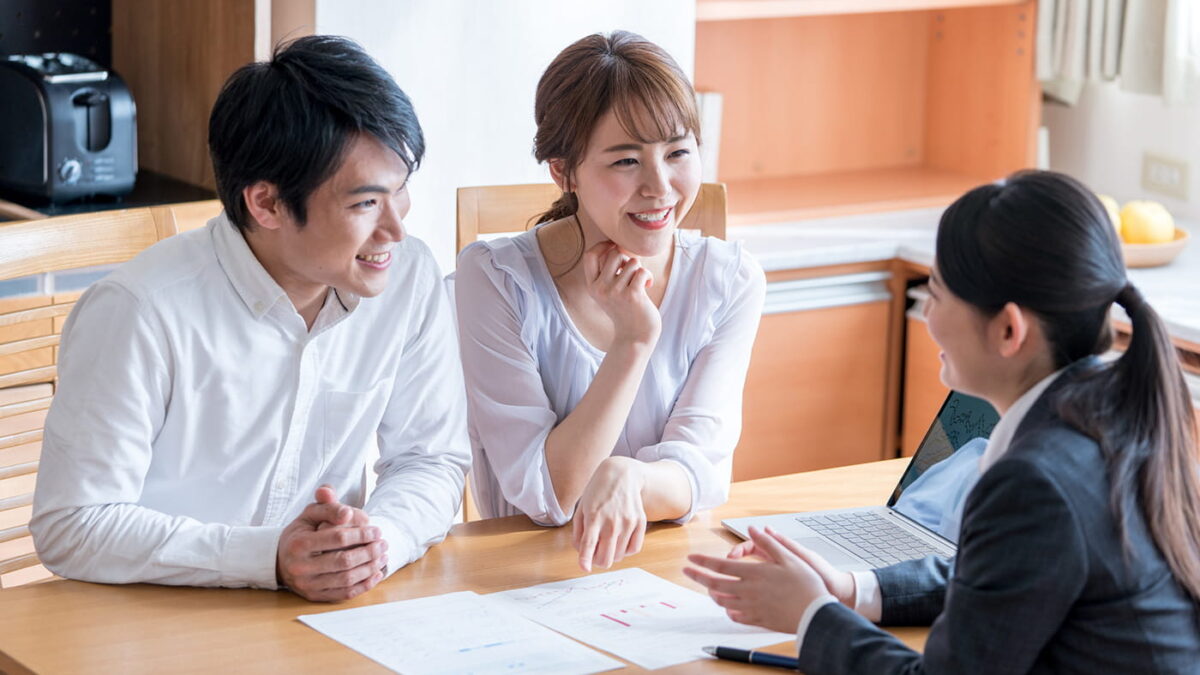 ほけんのコラムに生命保険の見直しについて監修した記事がUPされました