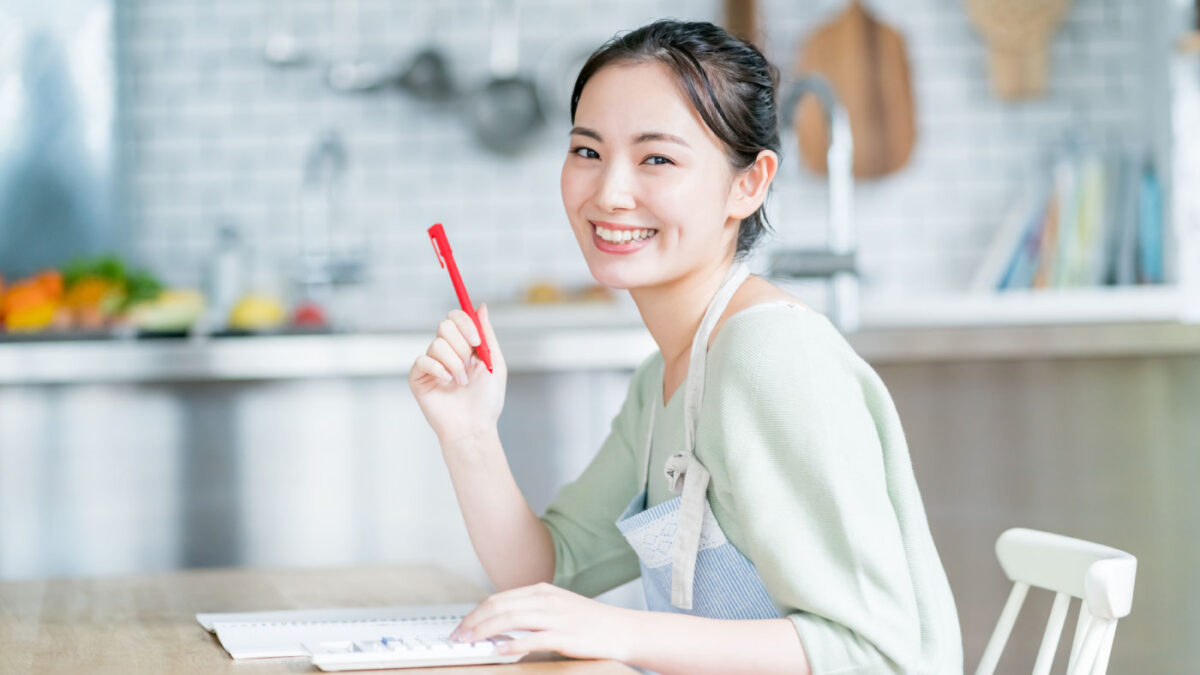 ほけんのコラムに配偶者控除の年収の壁について監修した記事がUPされました