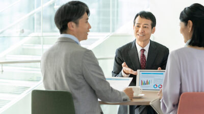 ほけんのコラムに低解約返戻金型の終身保険について監修した記事がUPされました
